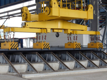Billet handling crane 2