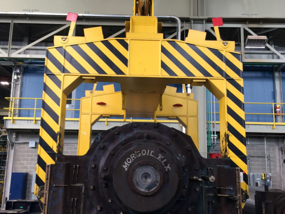 B1 Roughing Finishing Mill Back up Roll Lifter SV