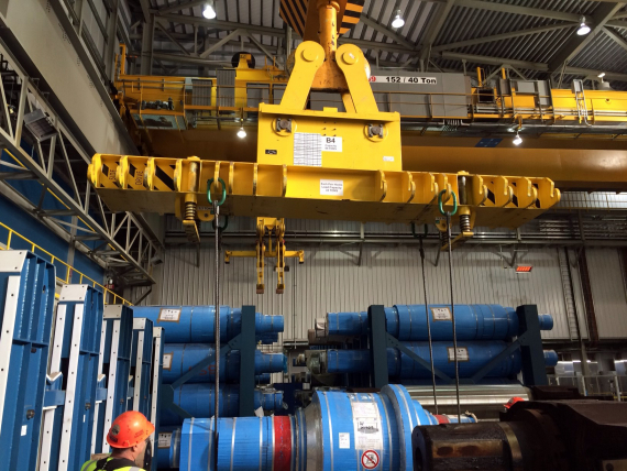 B4 Universal Lifter